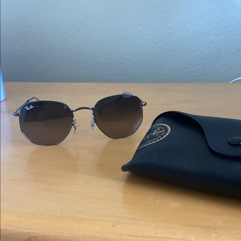 Ray-Ban gray Sunglasses polarized